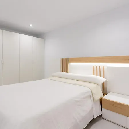 The Sunset Flat - Design & Relax