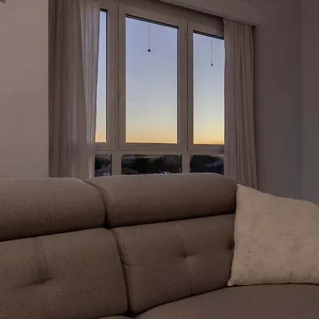 The Sunset Flat - Design & Relax Apartment