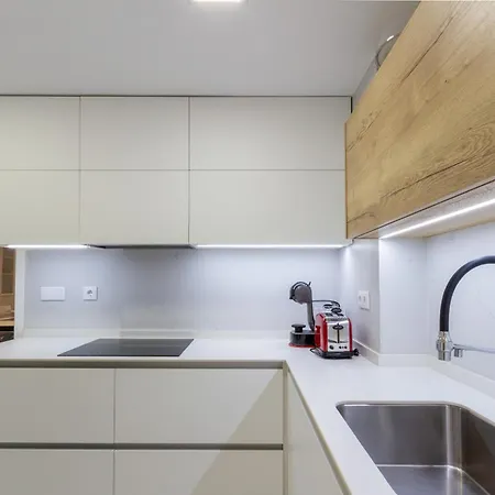 The Sunset Flat - Design & Relax