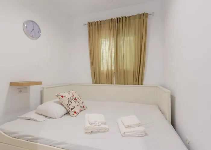 The Sunset Flat - Design & Relax *