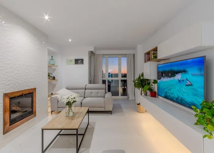 The Sunset Flat - Design & Relax *