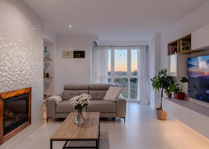 The Sunset Flat - Design & Relax