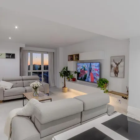 The Sunset Flat - Design & Relax * אלצ'ה