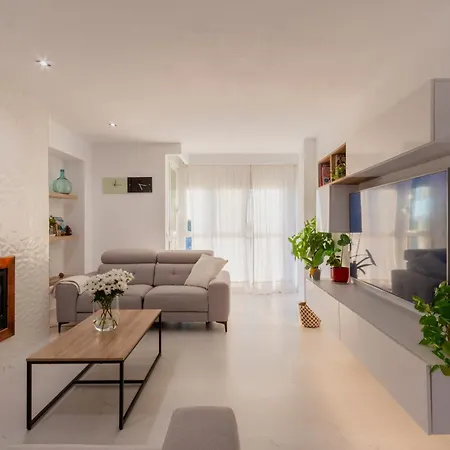 דירה The Sunset Flat - Design & Relax