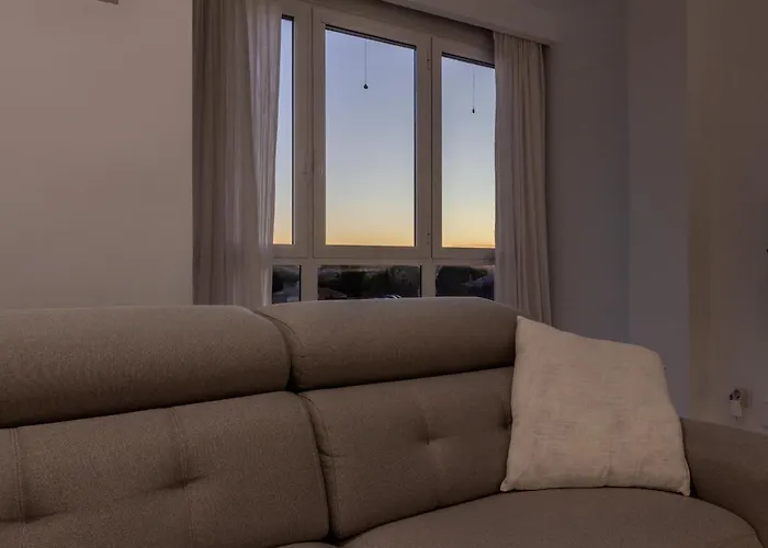 The Sunset Flat - Design & Relax Apartment