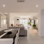 The Sunset Flat - Design & Relax